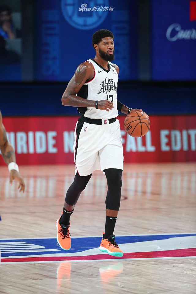 余嘉豪与吴 余嘉豪与吴