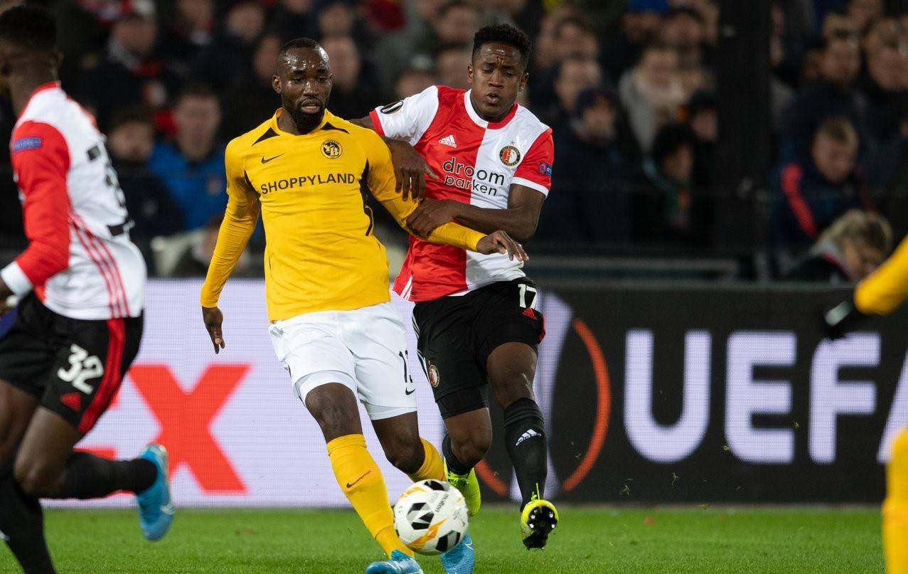 杯中的首次 杯中的首次