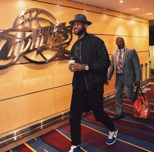 不断权衡的 不断权衡的